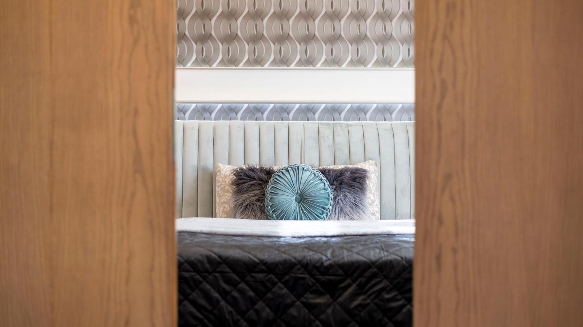 Luxury Royal Central Apartment By Prestige Homes Budapest Esterno foto