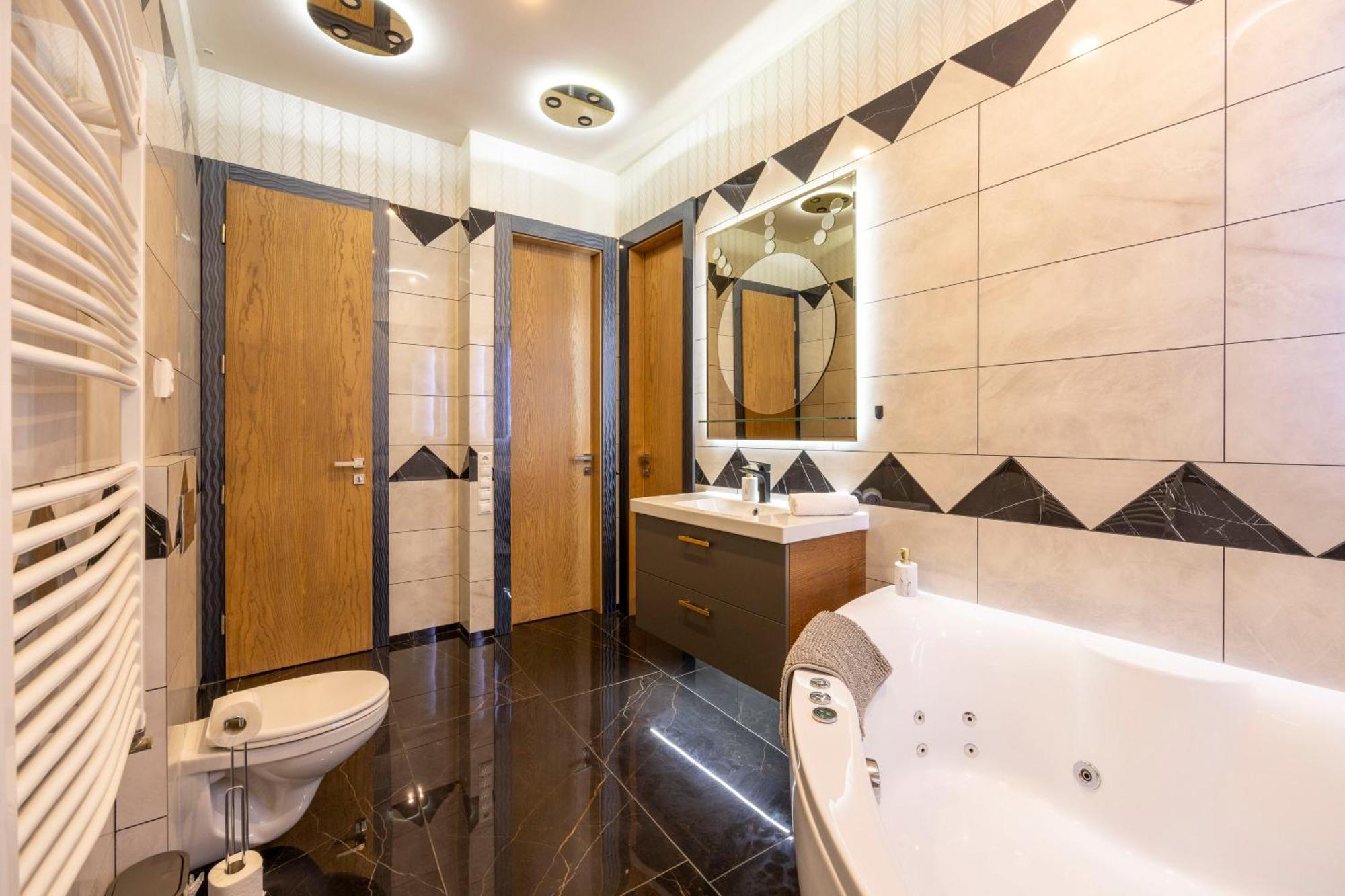 Luxury Royal Central Apartment By Prestige Homes Budapest Esterno foto